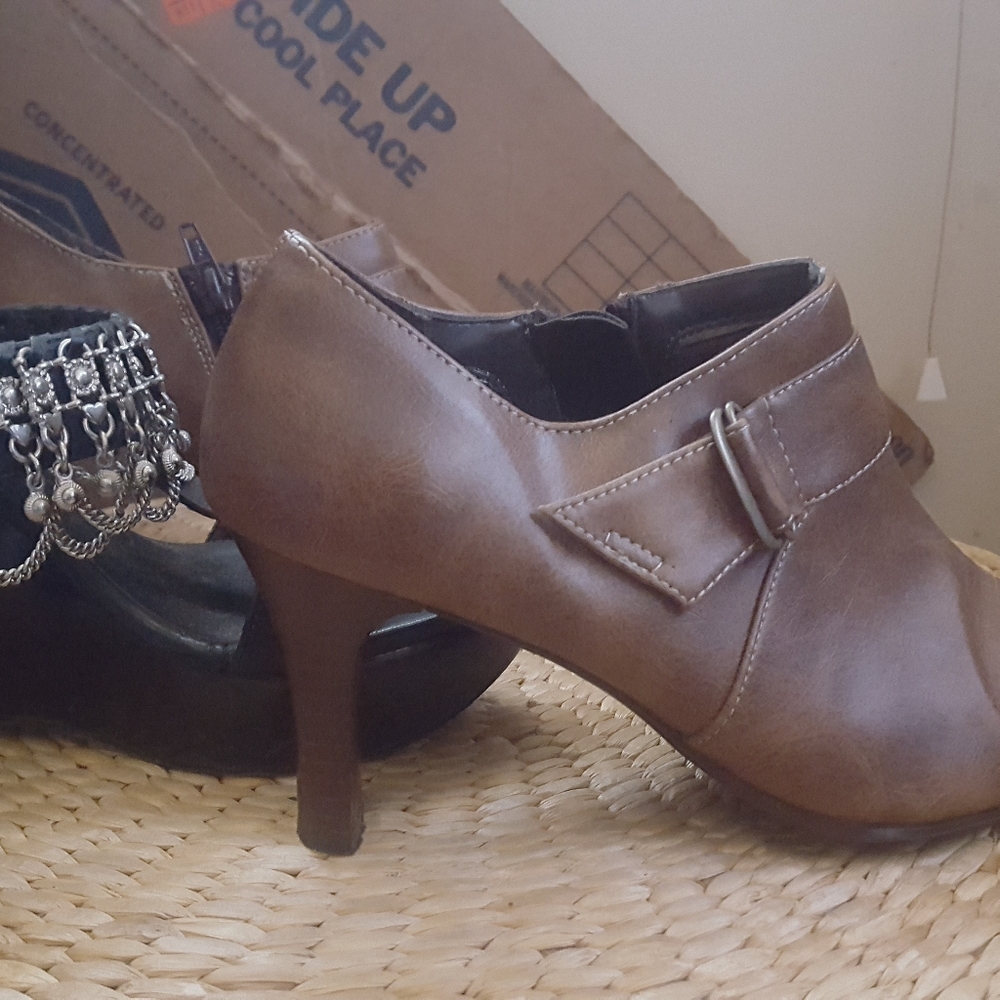 New, never worn leather ankle boot